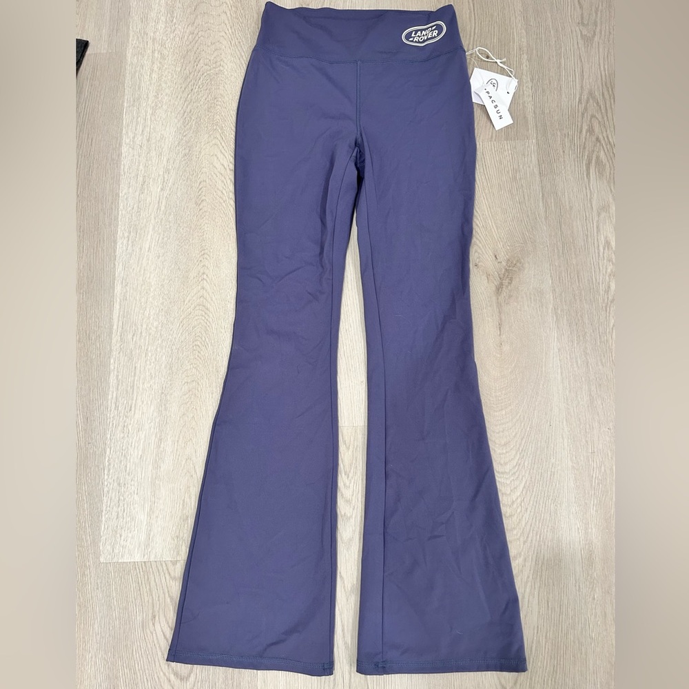 land Rover/PacSun flare leggings size small length, 40 inches